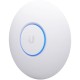 Точка доступа Wi-Fi Ubiquiti UAP-NANOHD-5